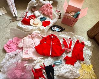 Vintage Mattel Skipper Doll and Carrying Case with Accessories sixth image