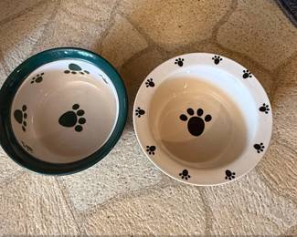 Petrageous Designs Ceramic Pet Bowls with Paw Print Design Set of 