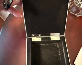 Decorative Rose Hinged Box second image