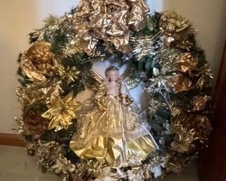 Gold Angel Christmas Wreath