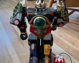Mighty Morphin Power Rangers DX Thunder Megazord Action Figure