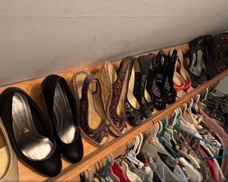 Comfort Plus by Predictions Womens Heels and Flats second image