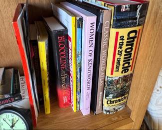 Chronicle of the th Century by Clifton Daniel