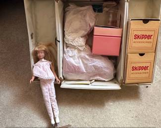 Vintage Skipper Carrying Case with Doll and Accessories