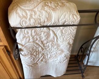 Cream Damask Quilt with Scrollwork Pattern