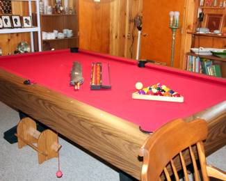 Cue Master Pool Table with Accessories