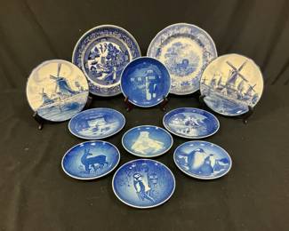Blue  White Decorative Plates 