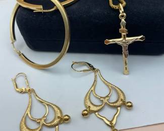 18K Yellow Gold Jewelry 