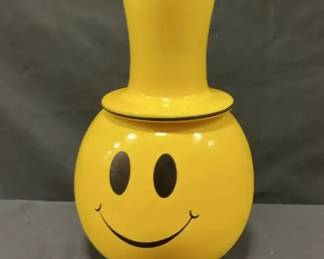  04 Mr Smileys Cookie Jar