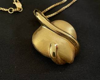 Everyday Elegance 18K Heart