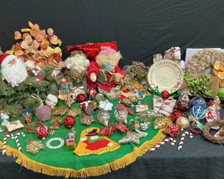 Christmas Ornaments And Decor 