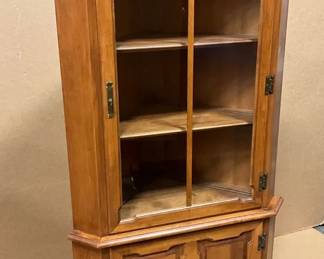  07 Tell City Wooden Corner Cabinet