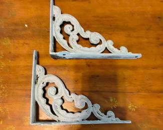 Cast Iron shelf Brackets