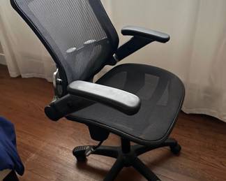 Excellent desk chair was $50 now $40