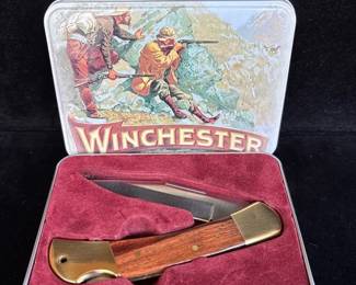 2005 Winchester Special Edition Folding 4” Blade Knife # 1005 with Case