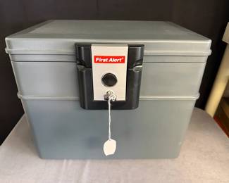 Quality First Alert Safe With Key * 13”x15”x11”