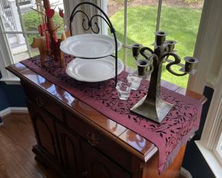 Southern Living Plate Stand