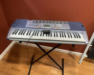 Casio LK 110 Keyboard with Stand