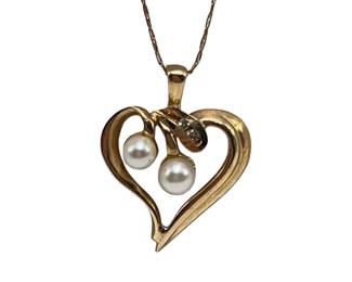 14K Gold Necklace Heart Pearls Chain 2.1g