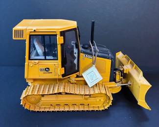 ERTL John Deere Yellow Tractor Diecast Metal 2082 SS