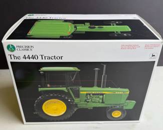 ‘The 4440 1978 John Deere Tractor’ Diecast Model * Precision Classics