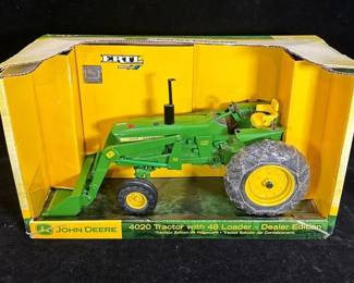 Diecast JOHN DEERE 4020 Diesel Tractor * 1:16 ERTL Britains