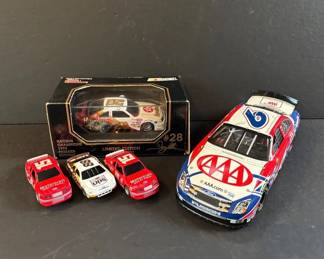 Variety of Diecast Metal / Plastic Race Cars * NASCAR Limited Edition 1:43 * AAA 3399 Team Caliber