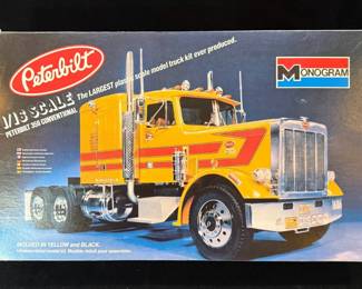 Vintage Model 1/16 PETERBILT 359 Conventional Truck * Monogram