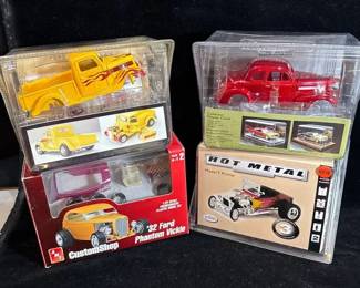 4~ NIB Diecasts * TESTORS ‘Hot Metal’ Gold/Plat. Series Ford, Model-T & Chevy * AMT ‘32 FORD Phantom