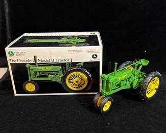 Diecast Unstyled Model B JOHN DEERE Tractor * 1:16 Precision Classics