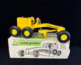 Nylint Road Grader with Box No. 7910 Metal Diecast Model