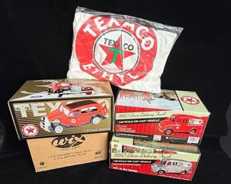 Diecast Banks * 2~Texaco 1950 Delivery Trucks W/ 1939 Chevrolet Era Oil Filter Truck * XL T-shirt