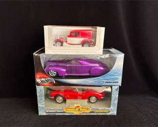 2 Diecast Metal Cars 1/18 HotWheels Lincoln Zephyr * ERTL 1962 Corvette * Bank 1932 Ford