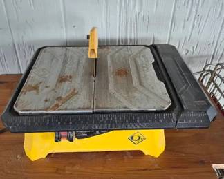 QEP 650XT 7  Wet Tile Saw