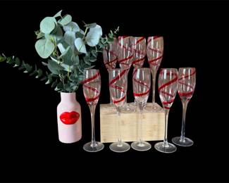 Nine Pier 1 Swirling Red Champagne Flutes  Red Lips Vase