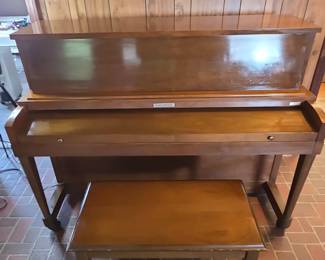 008 Baldwin Hamilton Upright Piano