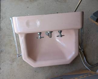Vintage pink sink