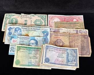 16 Foreign Currency Bills * Philippines * Korea * Chile * Vietnam * Malaysia * Mexico
