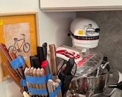 KITCHEN --- EVERYTHING YOU NEED !!! in yours