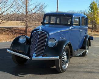 1933 Willys Model 77 4 Door, 145 Cubic Inch 48 HP Inline 4 Cylinder Engine, 3 Speed Manual Transmission, Blue, VIN #775984 