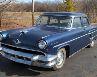 1954 Lincoln Capri 4 Door Hard Top, 318 Cubic Inch 205 HP Wide Block V-8 Engine, Automatic Transmission, Dark Blue VIN #54WA25811H 