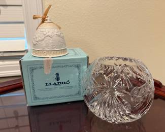 Lladró Porcelain 1989 Annual Christmas Bell Ornament, Crystal "Pinwheel" Design Rose Bowl