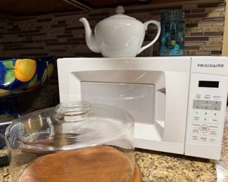 Frigidaire Countertop Microwave