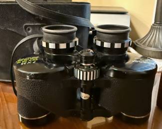 Tasco Model 400 International 7x35 Binoculars