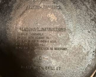 Wagner's 1891Original 10.5" Cast Iron Skillet 