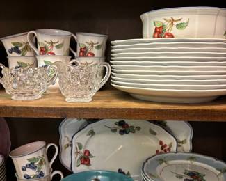 Villeroy & Boch "Cottage" Country Collection Dinnerware Set