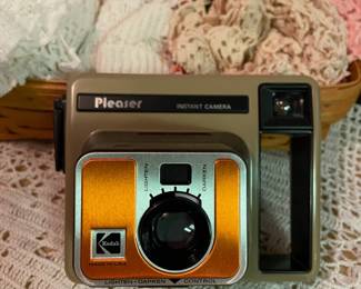 1970s Kodak Pleaser Instant Camera