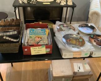 Records, comics and Gone with the wind plate sets