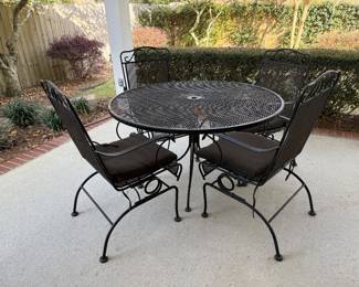 Wrought Iron  Patio table and 4 chairs 