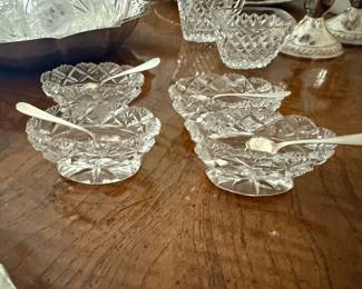 Crystal salt sellers